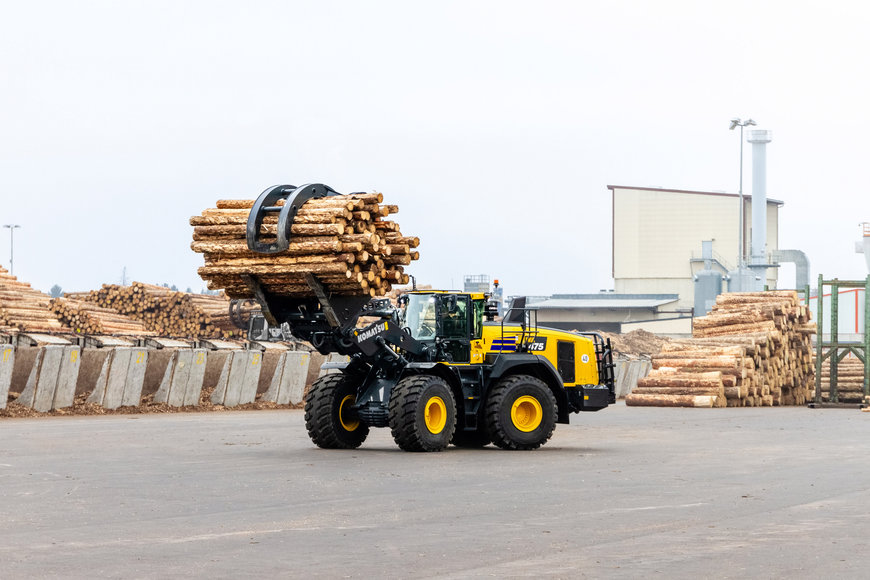 CHARGEUSE SUR PNEUS KOMATSU WA475-10 AVEC NOUVELLE CINÉMATIQUE TIMBER